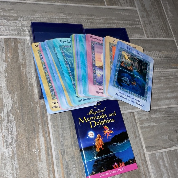 Doreen Virtue Angel Therapy Oracle & Magical Mermaids and Dolphins Card Sets - Picture 3 of 5